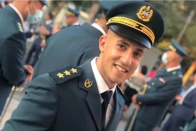 وفاة النقيب روي إبن بلدة بشللي