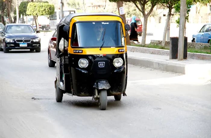 "التوك توك" ممنوع في بيروت