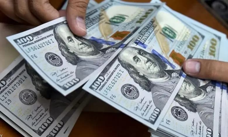 ارتفاع في تسعيرة الدولار الموازية عصراً