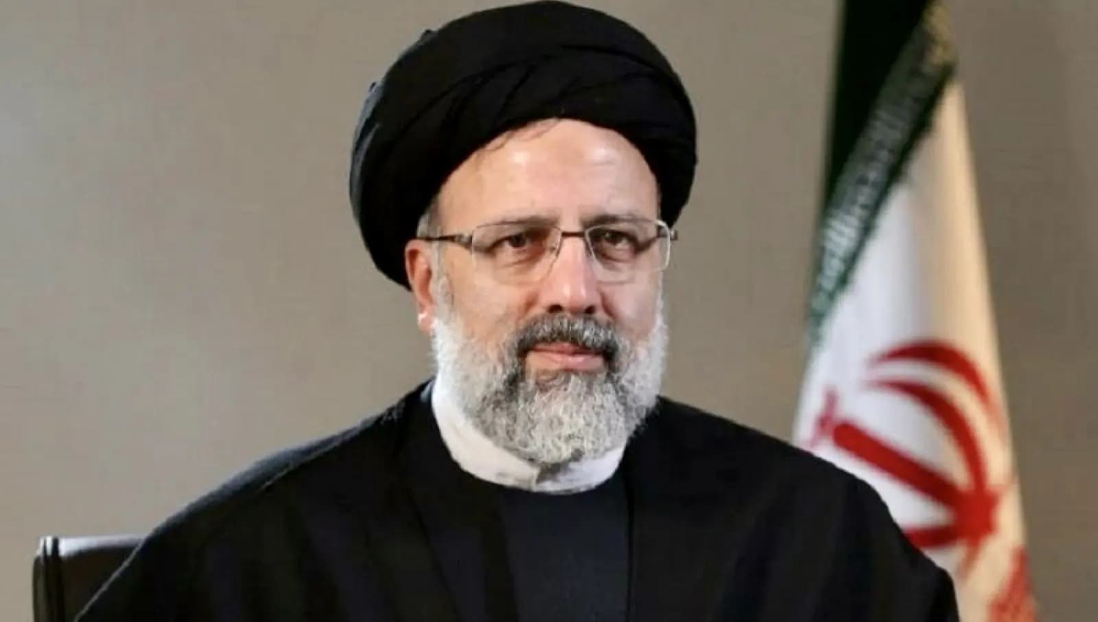 رئيسي: العدو يسعى لشنِّ حربٍ هجينة