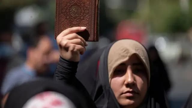 الدنمارك ستحظر حرق المصحف