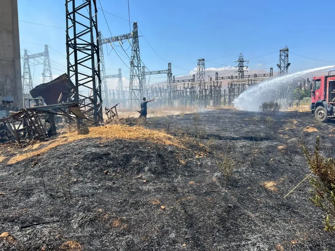 حريقٌ في محطّة تحويل كهرباءِ لبنان في زحلة