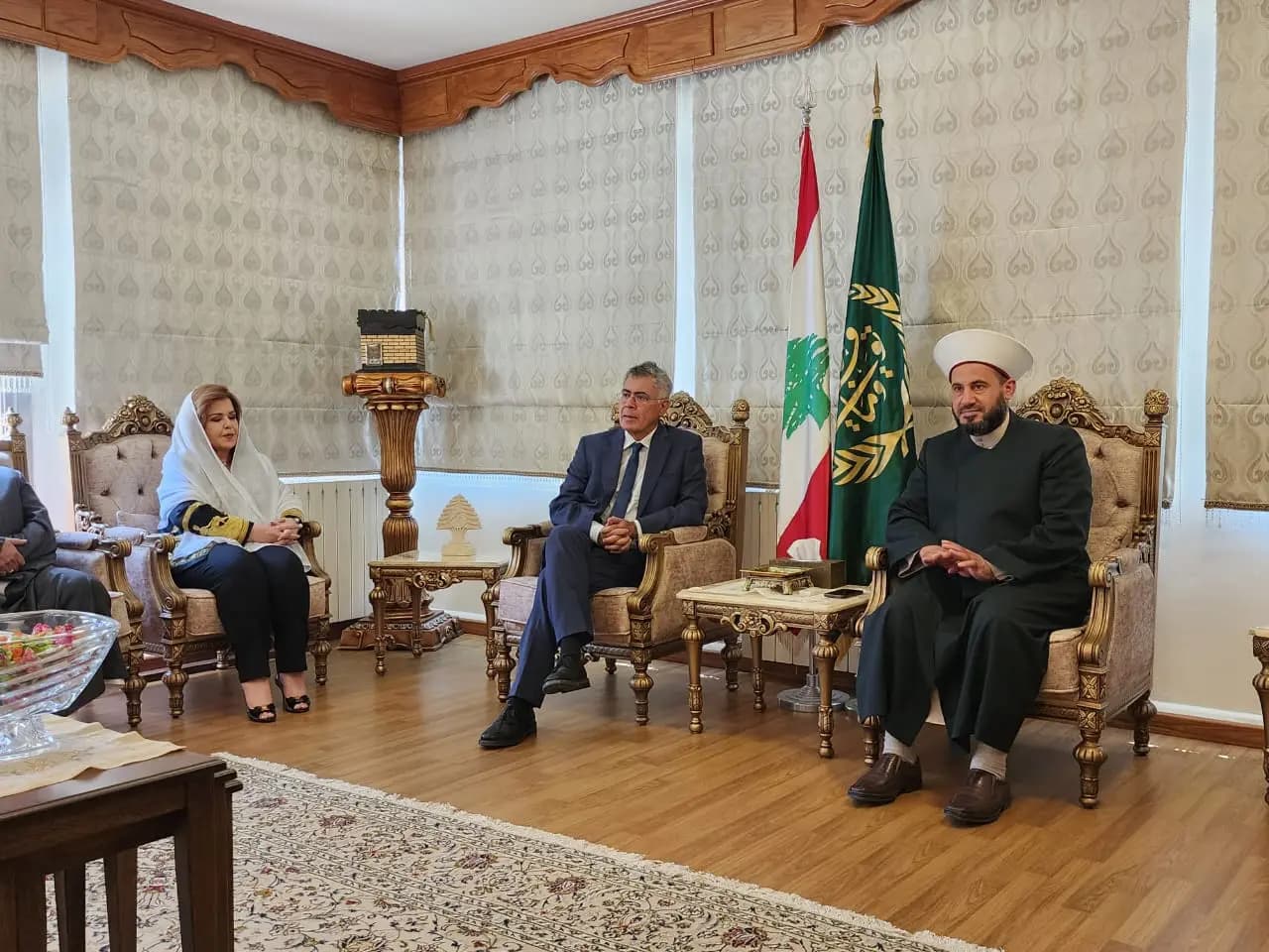 سفير البرازيل يزور صرح الأزهر في "البقاع"