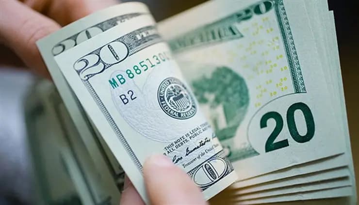 كم بلغ سعر صرف الدولار صباح اليوم؟