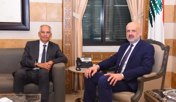 مولوي استقبل وزير فرنسا الجديد و5 نواب