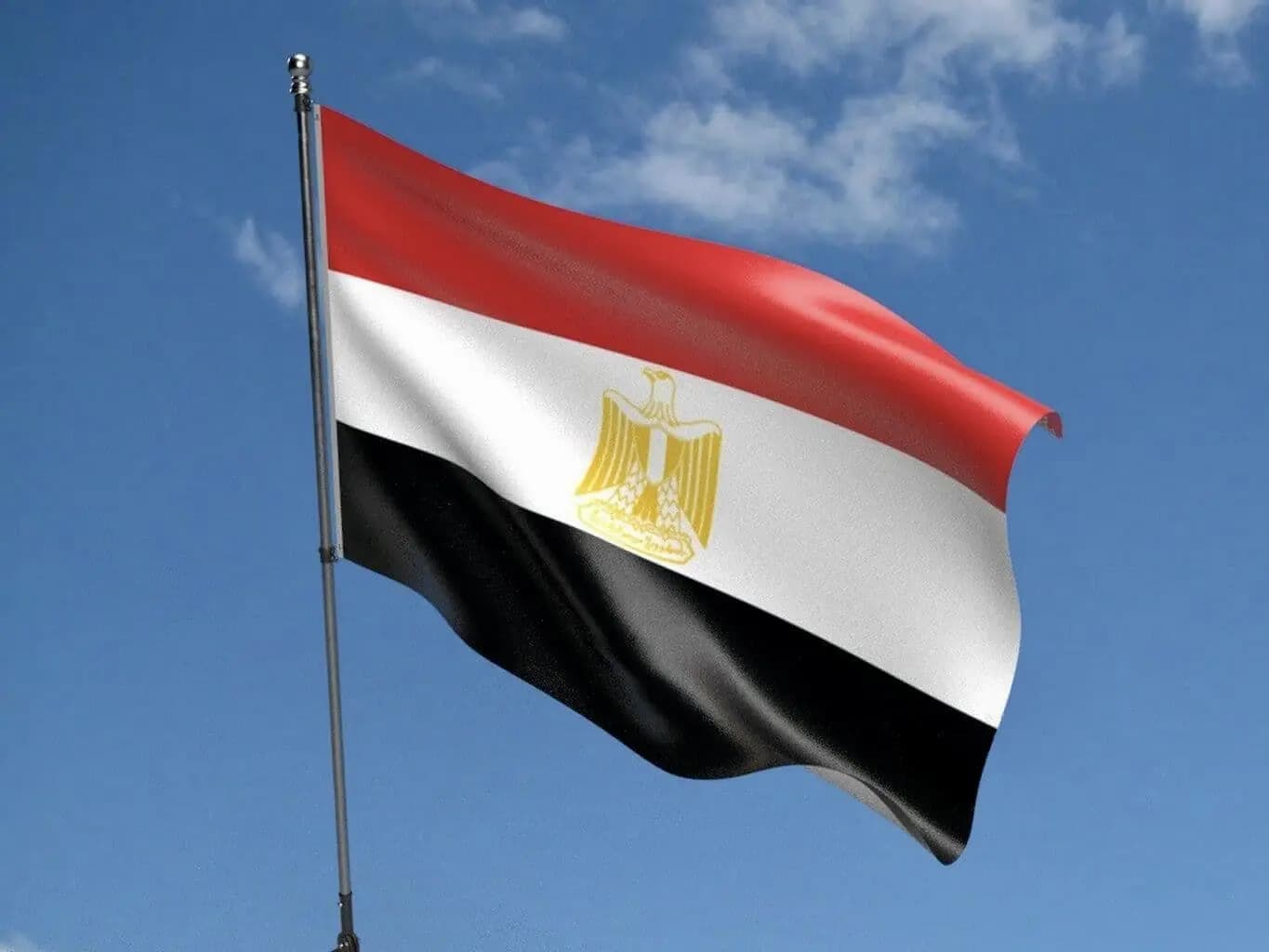 لاعب منتخب مصر يهرب إلى الإمارات