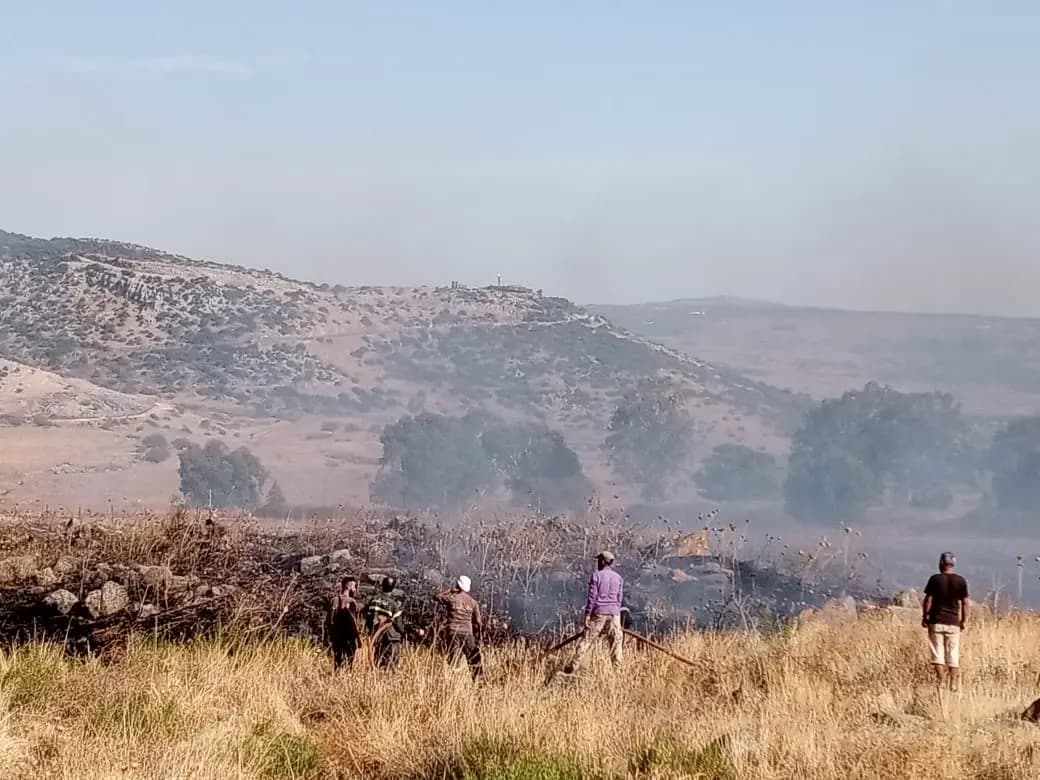 حريق داخل الجزء المحتلّ من قرية العبّاسية قضاء حاصبيّا