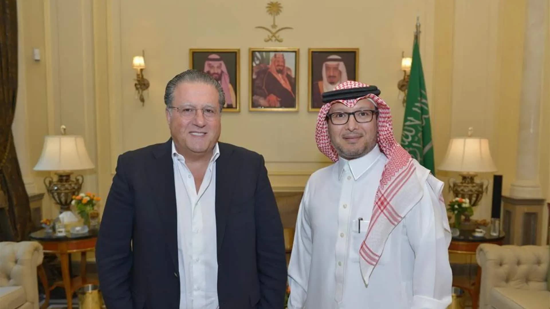 شقير يزور بخاري: السعودية تقفُ إلى جانبِ لبنان