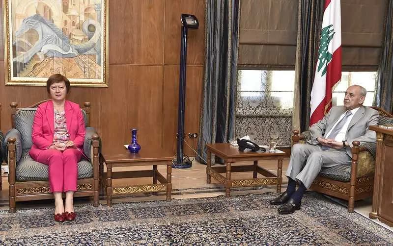 بري يلتقي فرونتسكا وسفير بلغاريا