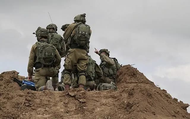 الاحتلال يقتل فلسطينيًا على الحدود مع غزّة