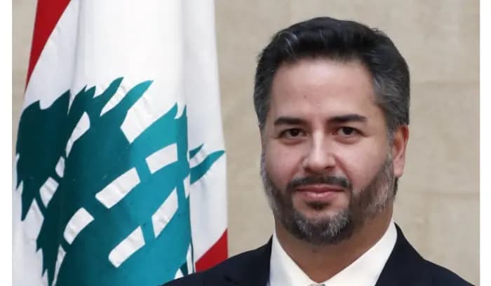 سلام عرض وسفير الهند لتعزيز التبادل الاقتصادي والتجاري