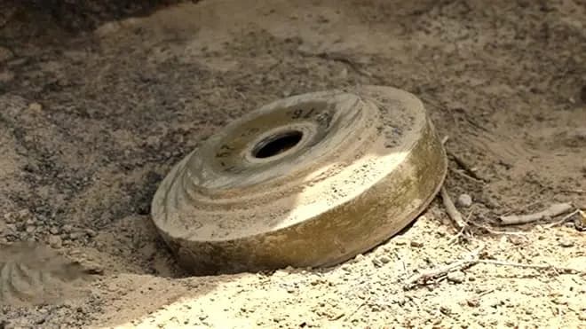 بعد العبور خلسة إلى لبنان… انفجار لغم أرضي بسوري