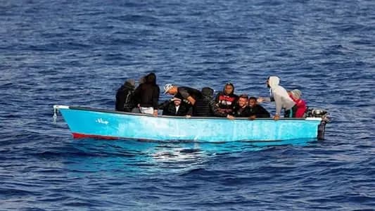 قبالة شاطئ شكا.. اتصال هاتفي ينقذ مركب هجرة غير شرعي