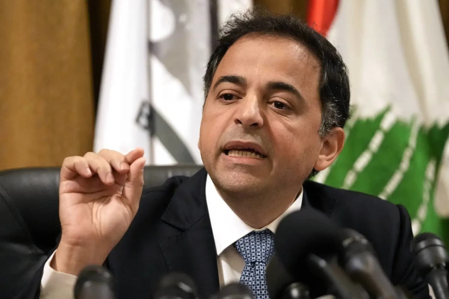 عن إعادة الأموال للمودعين.. ماذا أعلن حاكم مصرف لبنان ؟