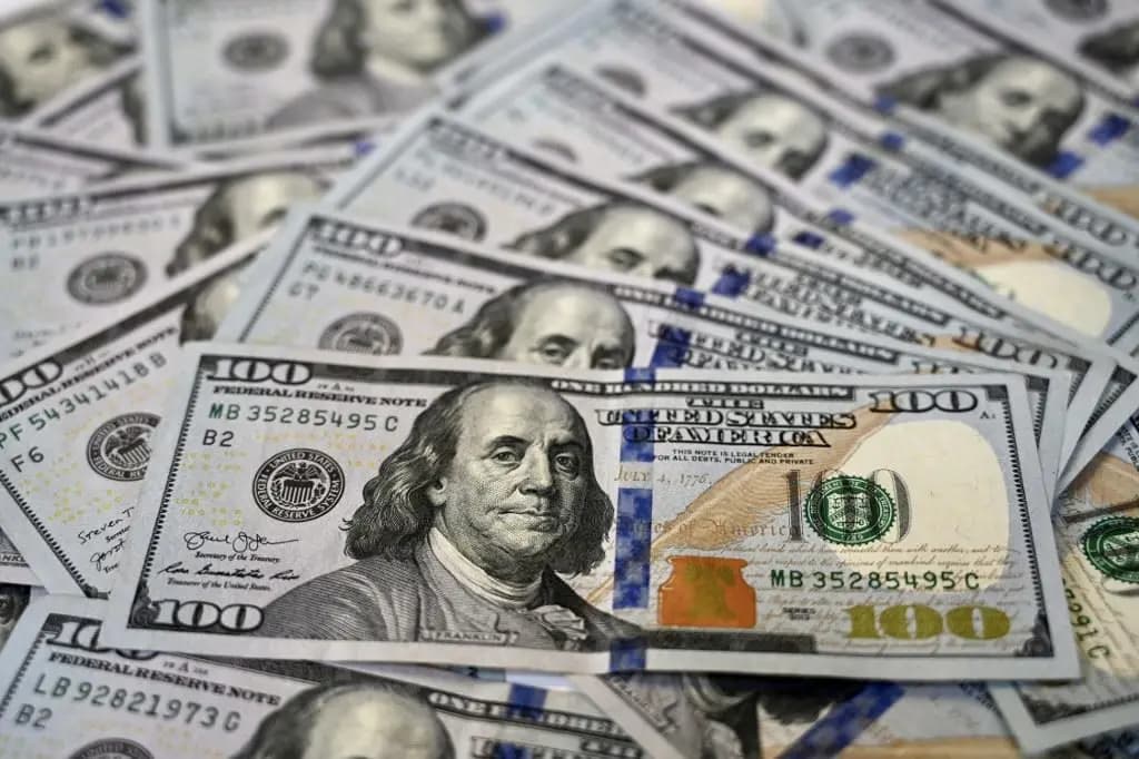 كيف أقفل دولار السوق السوداء مساء اليوم؟