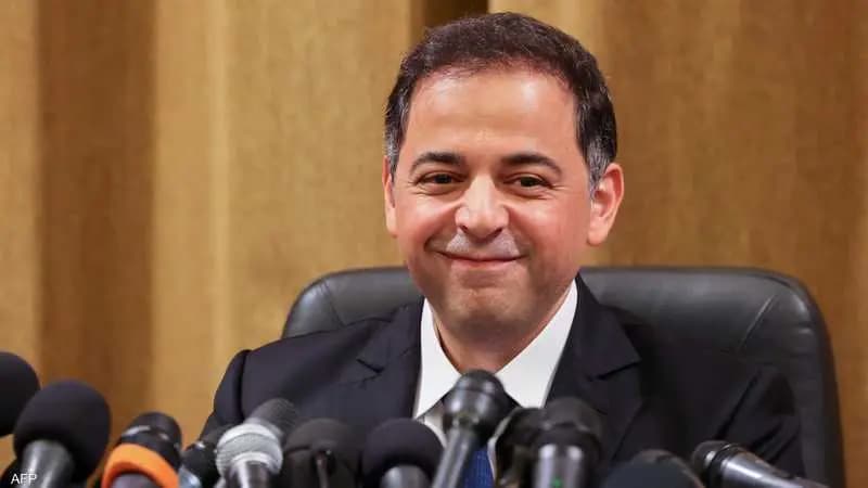 منصوري: لن أتركَ "سترًا مغطى"