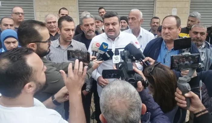 اعتصام لموظفي الضمان في طرابلس احتجاجًا على عدم إقرار المساعدة الاجتماعية