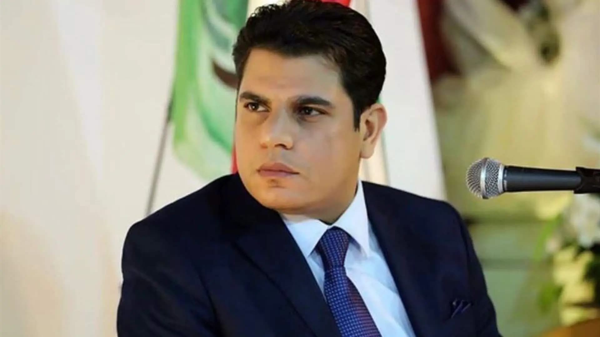 زهران: ما أحقر هذا العالم!