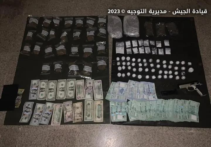 دهم مخيم للنازحين السوريين وتوقيف مطلوبِين لارتكابهم جرائم مختلفة