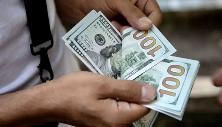 سعر صرف الدولار صباح اليوم