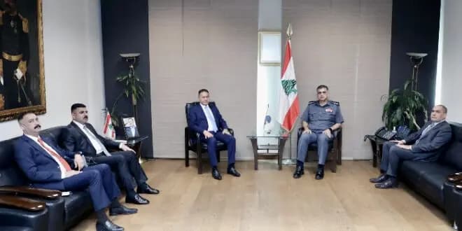 عثمان عرض مع مدير مكافحة المخدرات في العراق تعزيز التعاون