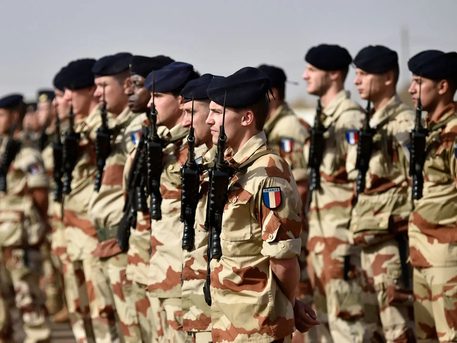 بدء عمليات انسحاب الجنود الفرنسيين من النيجر