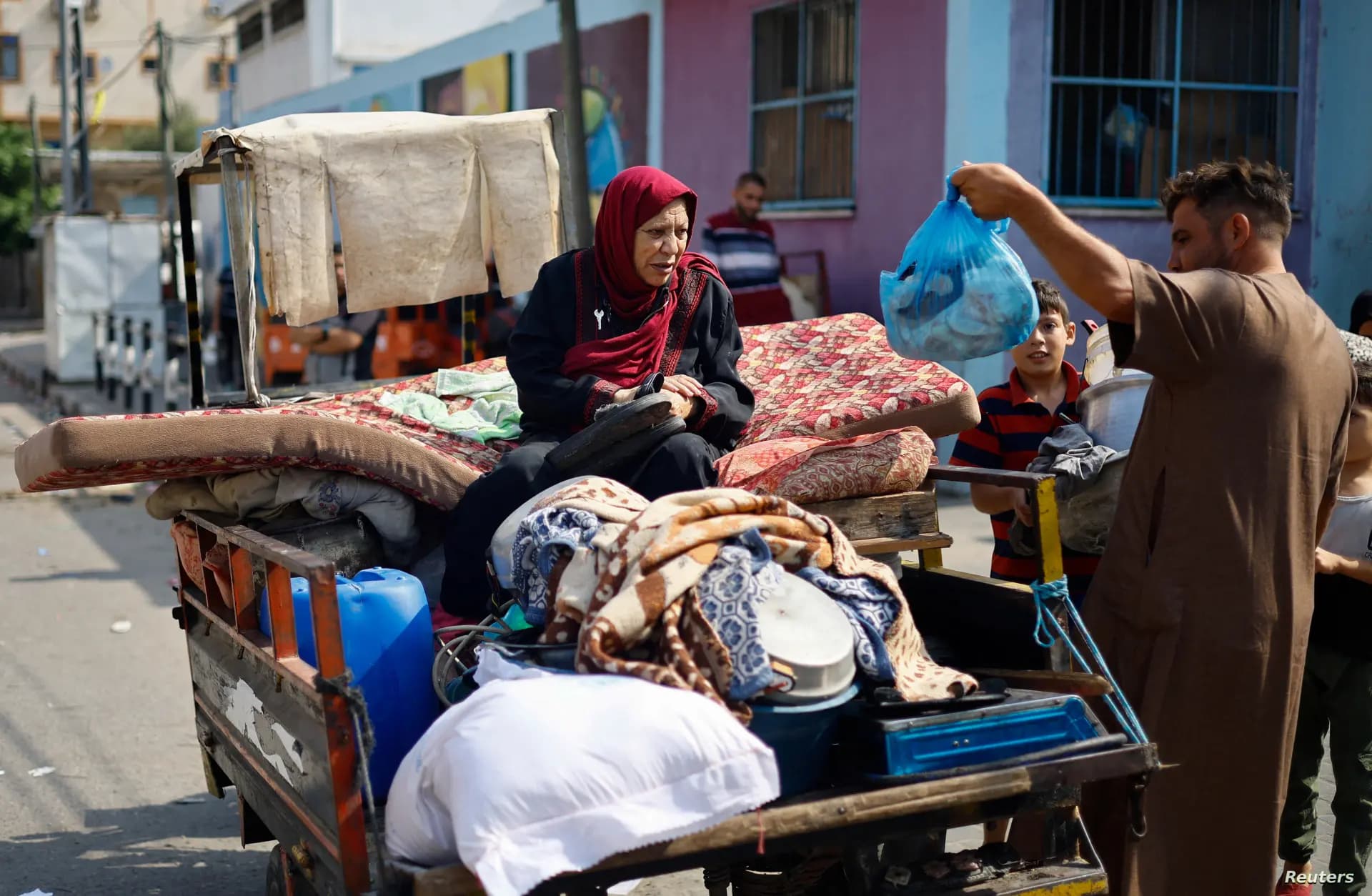 هذا هو عدد النازحين من قطاع غزّة