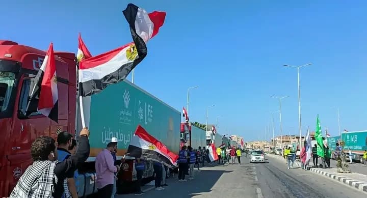 دخول أول شحنة مساعدات إلى غزة من معبر رفح