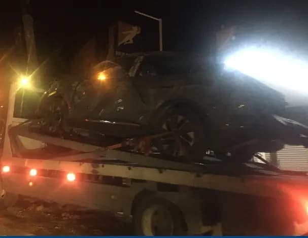 حادث سير على هذه الطريق وحركة مرور كثيفة