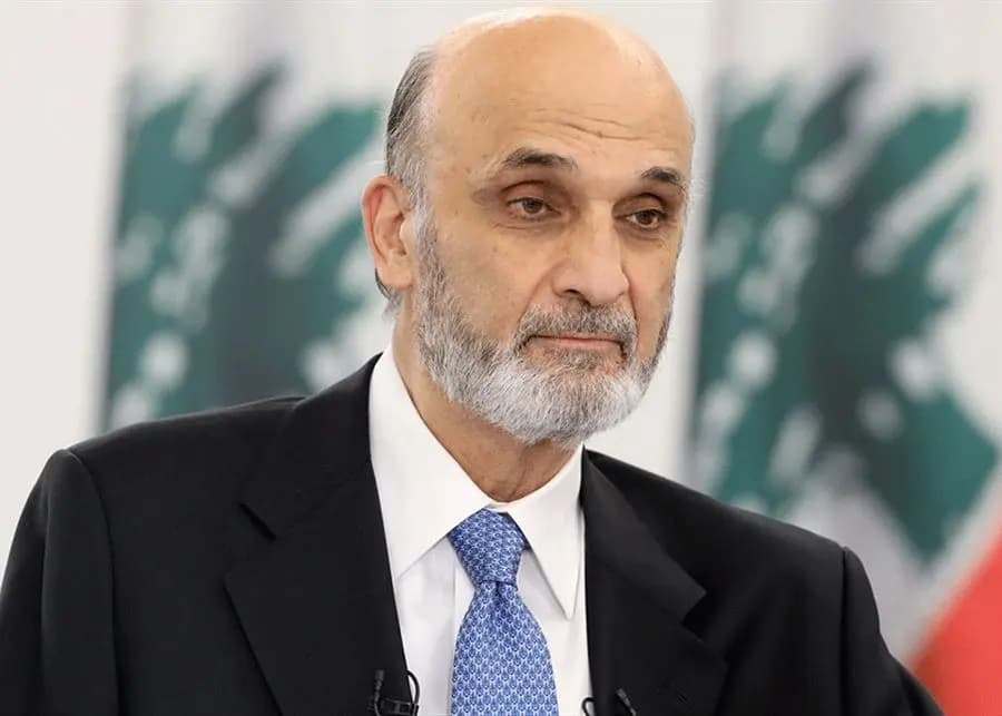 جعجع يتصل بعباس معزّيًا
