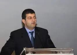 نقيب الصيادلة يدعو الى إقفال الصيدليات ساعتين غدا حدادا على الصيدلانية ليلى رزق