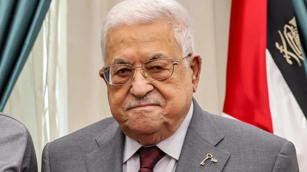 عباس: نجدد رفضنا قتل المدنيين من الجانبين