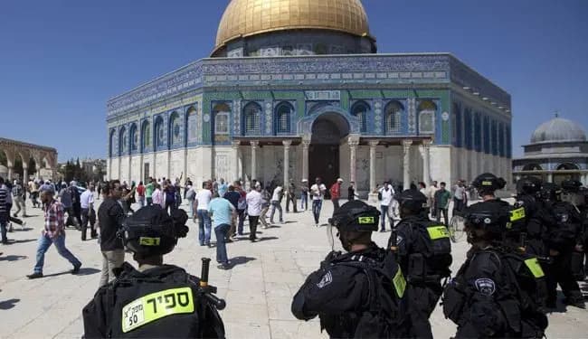 !حماس تحذرمن محاولة تقسيم الاقصى والفصائل الفلسطينية في حالة استنفار