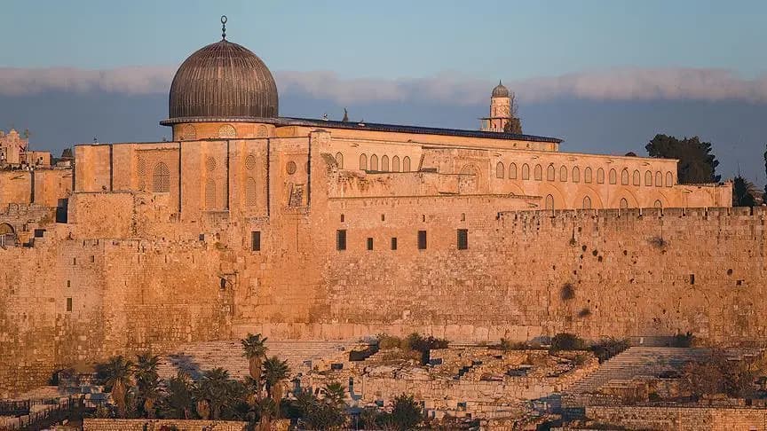 القدس باب الأمة.. يبقى الطبع يغلب التطبيع