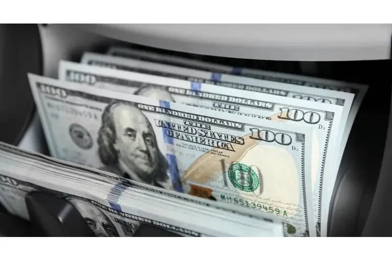 كيف افتتح سعر صرف الدولار اليوم؟