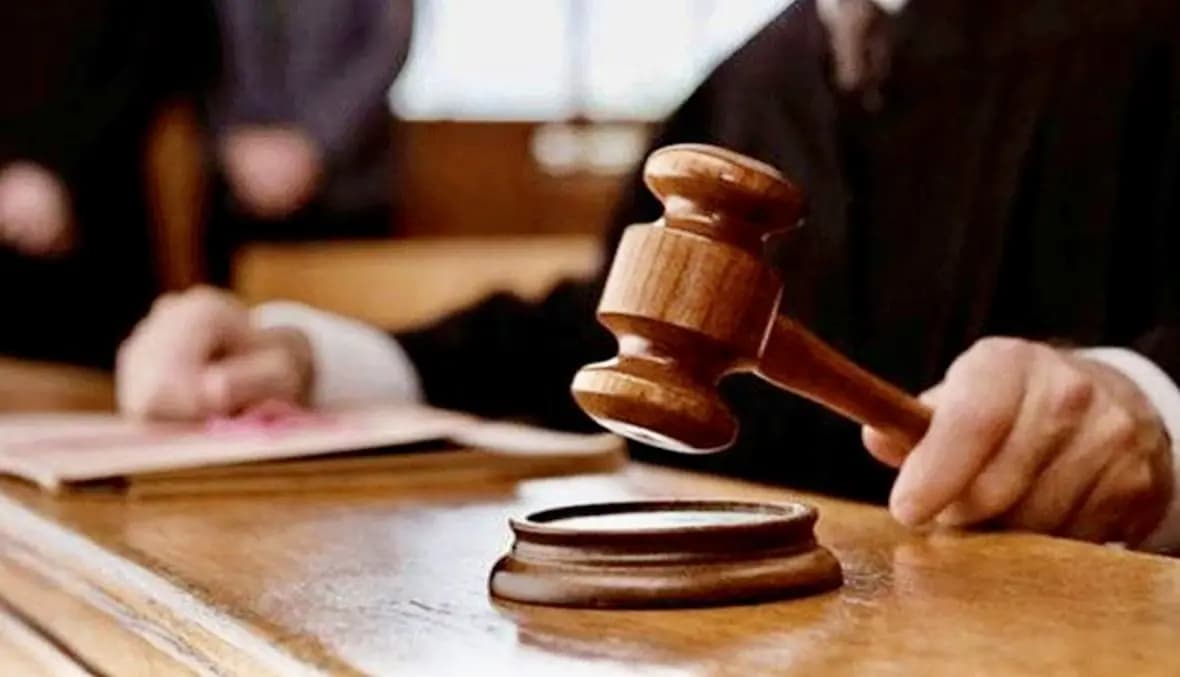 اتّهام مسؤولة في بلد عربيّ بالتواصل مع "الموساد"