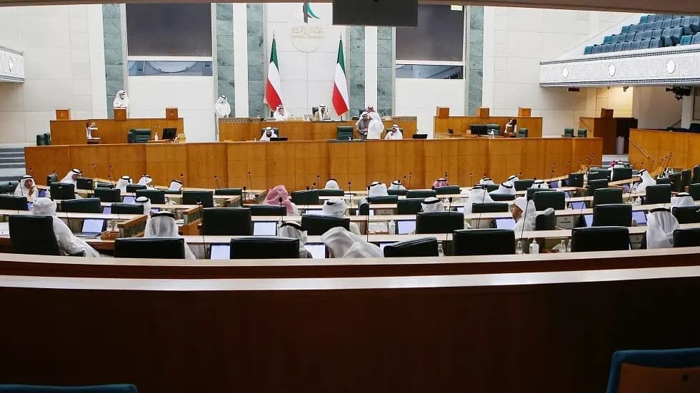مجلس الأمة الكويتي يوصي بملاحقة قادة إسرائيل كمجرمي حرب