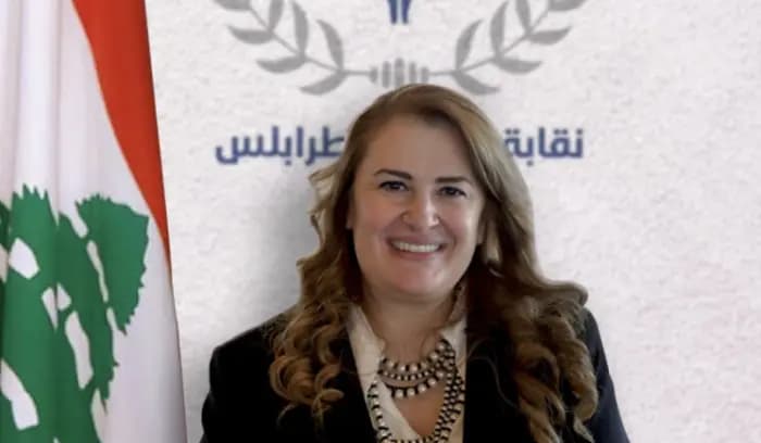 إعتداءٌ على سيارة نقيبة محامي طرابلس أثناء الإعتصام النقابي