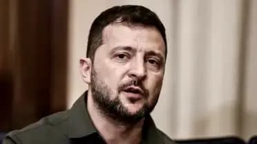 "ليس ملائماً للانتخابات"…زيلينسكي: الوقت للدفاع