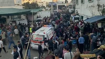 قافلة إمدادات طبية إلى مستشفى الشفاء في غزة