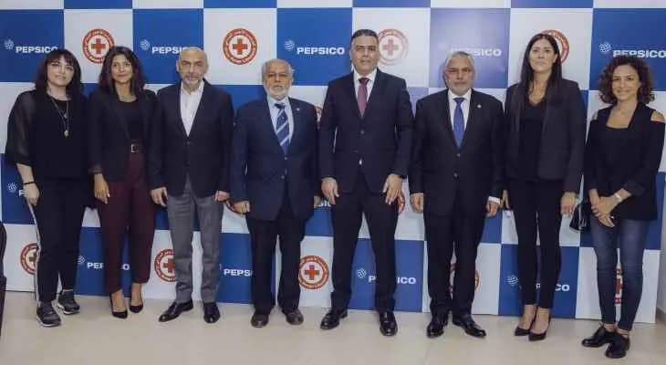 الصليب الأحمر اللبناني وشركة بيبسيكو واتفاقية شراكة