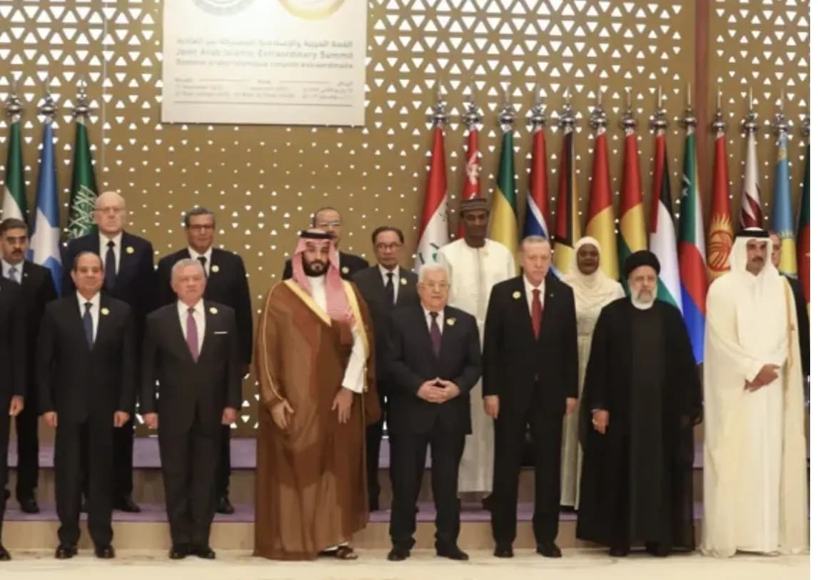 "مـ.ـجازر همـ.ـجية وحشية"... إليكم البيان الختامي للقمة العربية الإسلامية