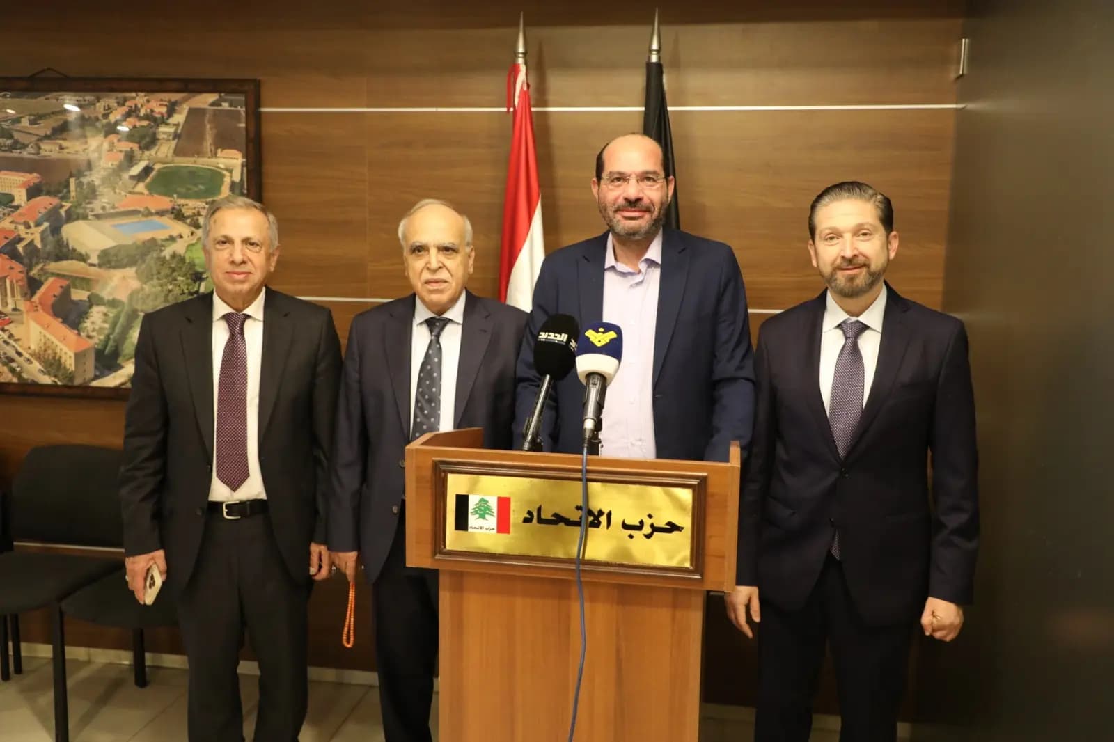 مراد: لا يمكن أن نكون مستعدين لحرب في ظل فراغ بقيادة الجيش