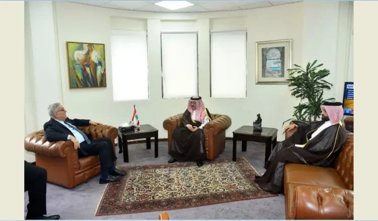 بو حبيب يستقبل سفير قطر
