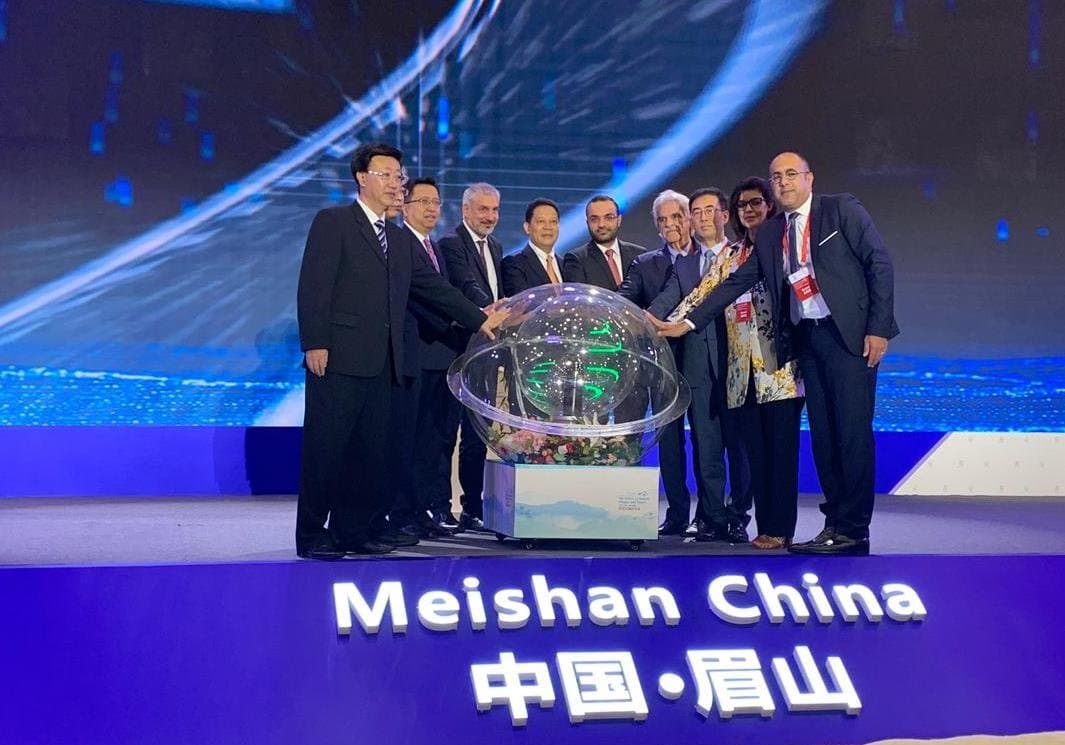 داوود واصل زيارته للصين الشعبية والتقى عددا من نظرائه المشاركين في مؤتمر ثقافة 2030